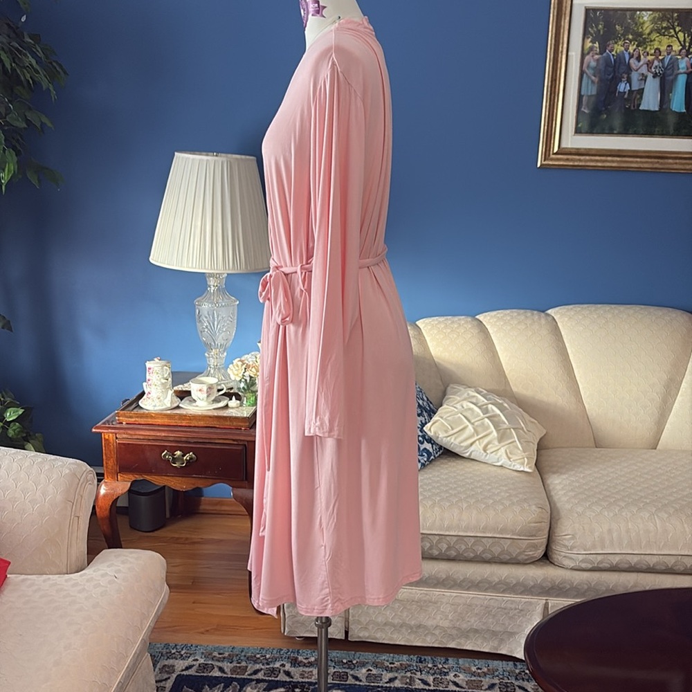 Latuza Pink Robe - Picture 5 of 8